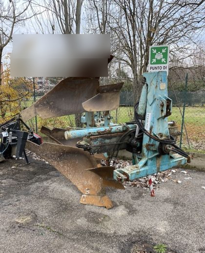 Aratro usato Nuova Comas - Άροτρο: φωτογραφία 4 Aratro usato Nuova Comas - Άροτρο: φωτογραφία 4