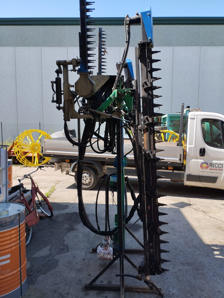 Cimatrice usata doppia VBC - Καταστροφέας: φωτογραφία 4 Cimatrice usata doppia VBC - Καταστροφέας: φωτογραφία 4