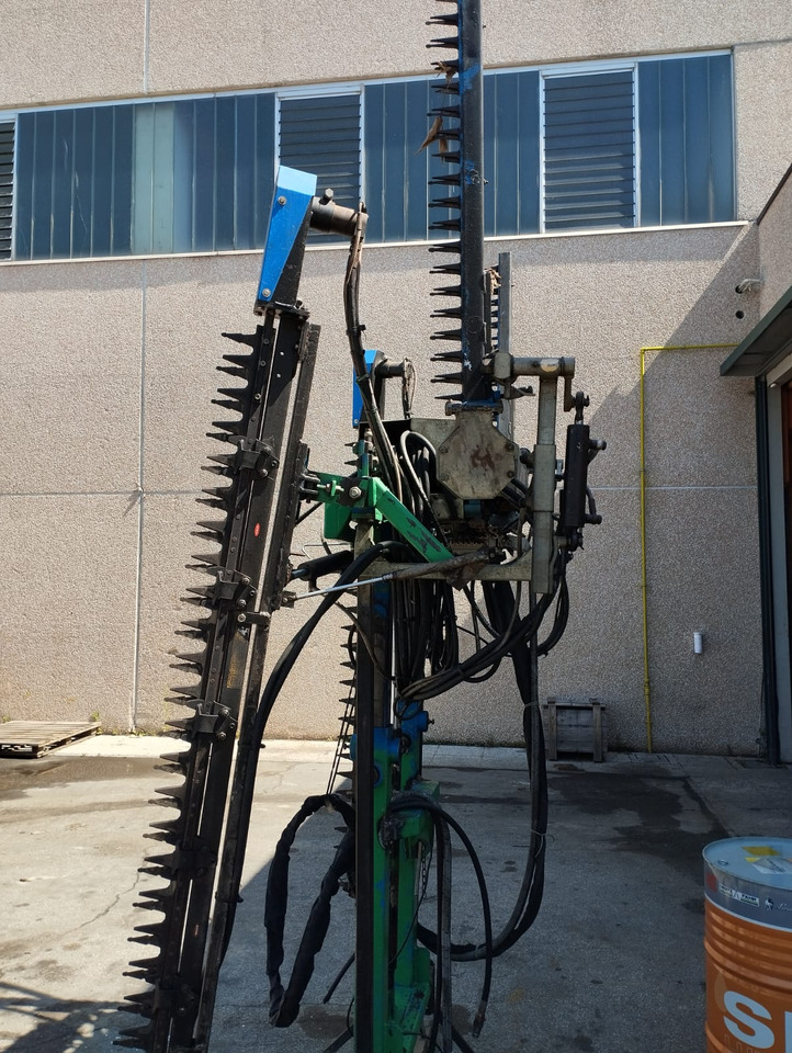 Cimatrice usata doppia VBC - Καταστροφέας: φωτογραφία 2 Cimatrice usata doppia VBC - Καταστροφέας: φωτογραφία 2