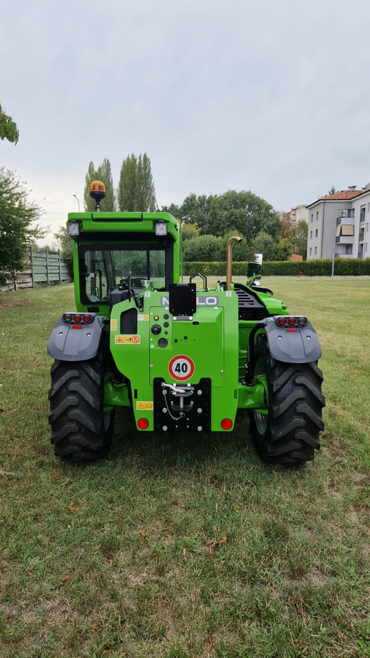 Merlo nuovo TF30.9-G - Τρακτέρ: φωτογραφία 4 Merlo nuovo TF30.9-G - Τρακτέρ: φωτογραφία 4