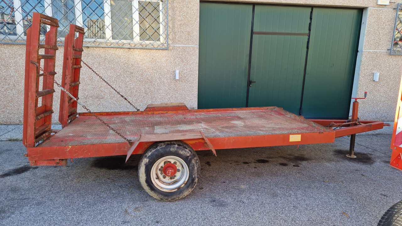 Rimorchio usato omologato 50 q.li - Ρυμούλκα με χαμηλό δάπεδο: φωτογραφία 1 Rimorchio usato omologato 50 q.li - Ρυμούλκα με χαμηλό δάπεδο: φωτογραφία 1