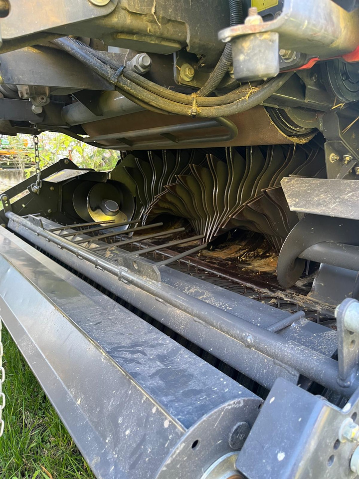 Rotopressa usata Claas VARIANT 380 RC - Χορτοδετική μηχανή στρόγγυλης μπάλας: φωτογραφία 5 Rotopressa usata Claas VARIANT 380 RC - Χορτοδετική μηχανή στρόγγυλης μπάλας: φωτογραφία 5