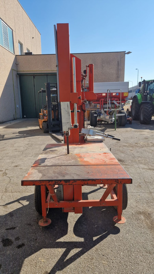 Sega e spacca Comap 700 - Πριονιστήριο: φωτογραφία 4 Sega e spacca Comap 700 - Πριονιστήριο: φωτογραφία 4