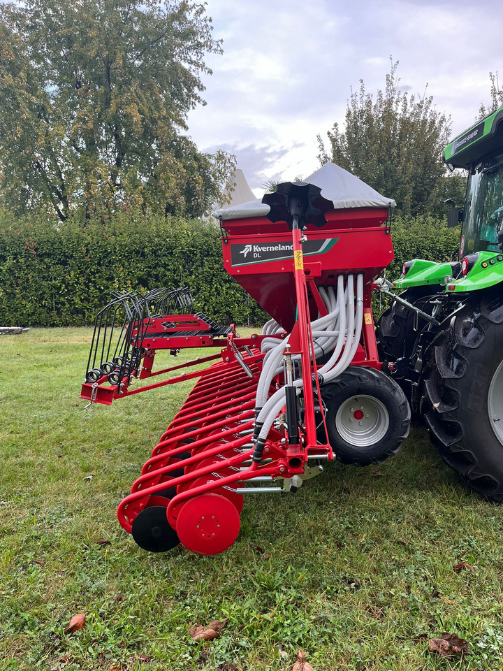 Seminatrice nuova Kverneland DL4 m-32 CX - Σπαρτική μηχανή: φωτογραφία 4 Seminatrice nuova Kverneland DL4 m-32 CX - Σπαρτική μηχανή: φωτογραφία 4