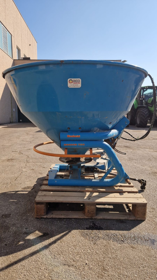 Spandiconcime usato Gamberini Magnum 750 - Λιπασματοδιανομέας: φωτογραφία 4 Spandiconcime usato Gamberini Magnum 750 - Λιπασματοδιανομέας: φωτογραφία 4