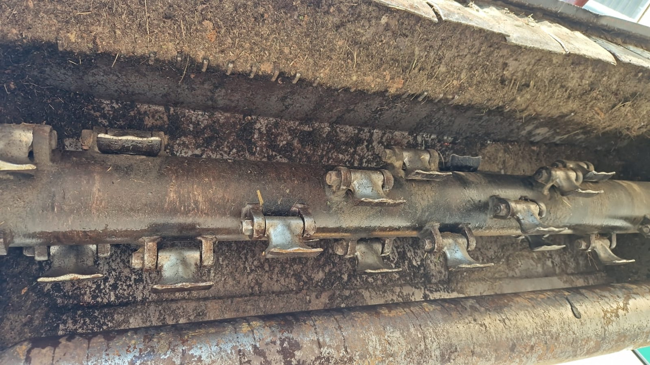 Trincia posteriore usata Dragone VL200 - Καταστροφέας με σφυριά: φωτογραφία 4 Trincia posteriore usata Dragone VL200 - Καταστροφέας με σφυριά: φωτογραφία 4