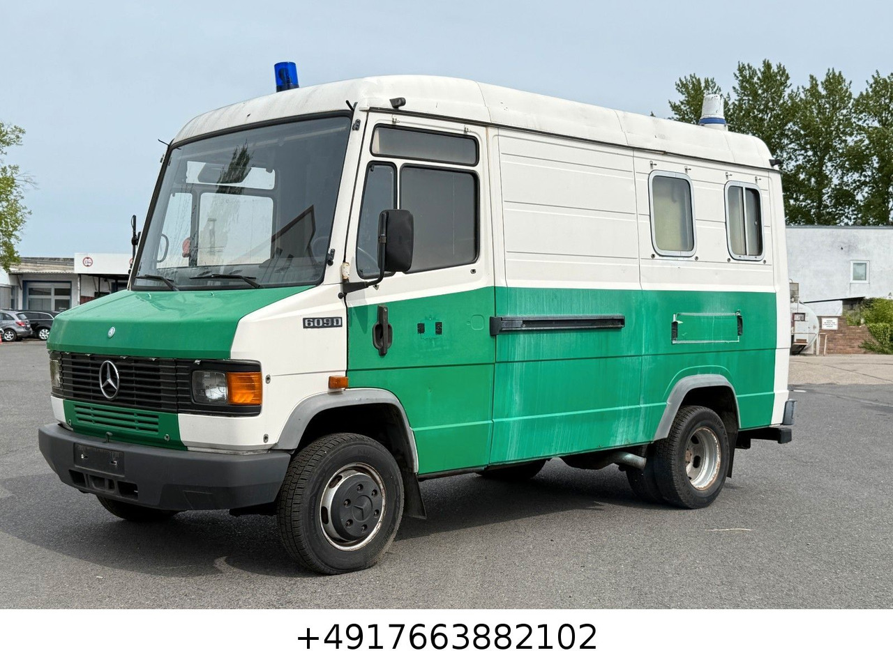 Mercedes-Benz Vario 609D/Manschaftswagen - Βαν: φωτογραφία 1 Mercedes-Benz Vario 609D/Manschaftswagen - Βαν: φωτογραφία 1