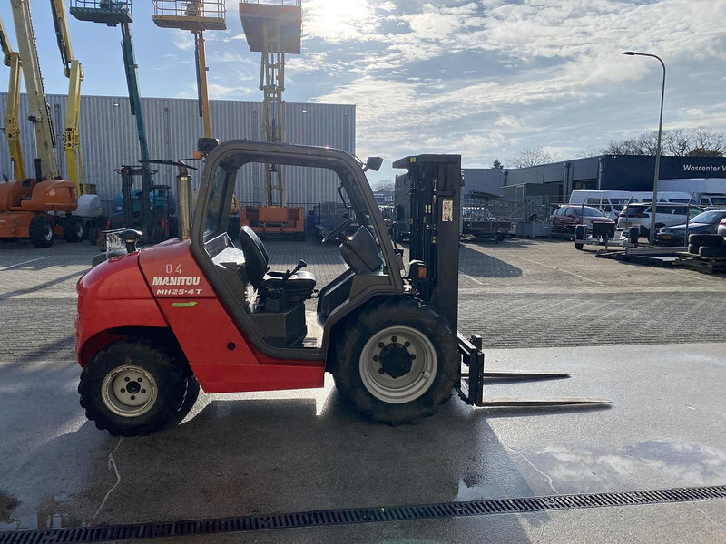 Manitou MH 25-4 T Buggie, Ruw terrein heftruck, 4x4 - Φορτηγό ανωμάλου εδάφους: φωτογραφία 4 Manitou MH 25-4 T Buggie, Ruw terrein heftruck, 4x4 - Φορτηγό ανωμάλου εδάφους: φωτογραφία 4