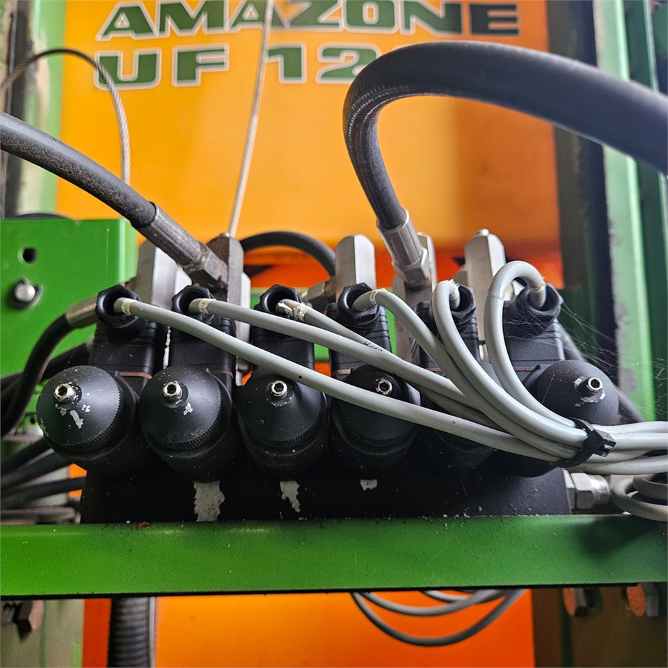 Ψεκαστικό Amazone UF1200: φωτογραφία 21