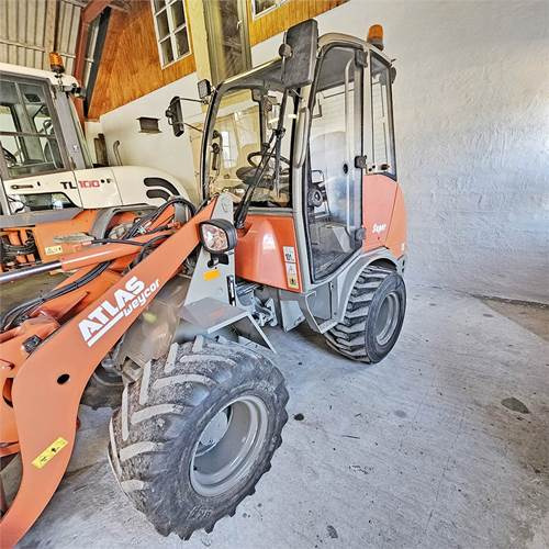 Atlas Weycor AR35 Super - Ελαστιχοφόρος φορτωτής: φωτογραφία 2 Atlas Weycor AR35 Super - Ελαστιχοφόρος φορτωτής: φωτογραφία 2