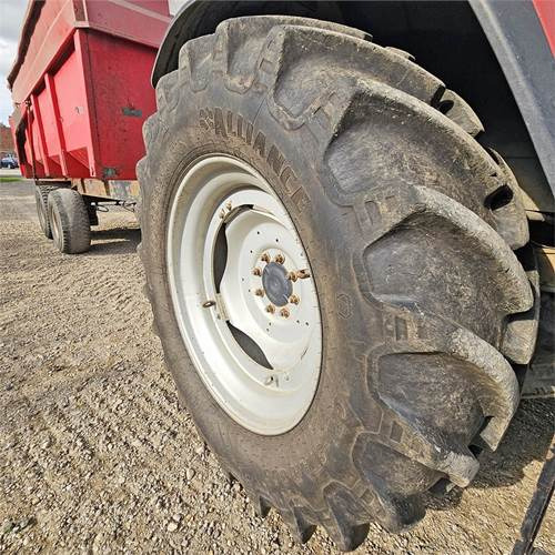 Τρακτέρ CASE IH CVX 150: φωτογραφία 37