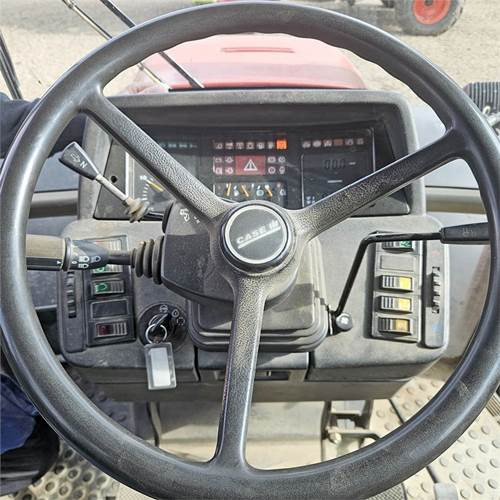 Τρακτέρ CASE IH CVX 150: φωτογραφία 16