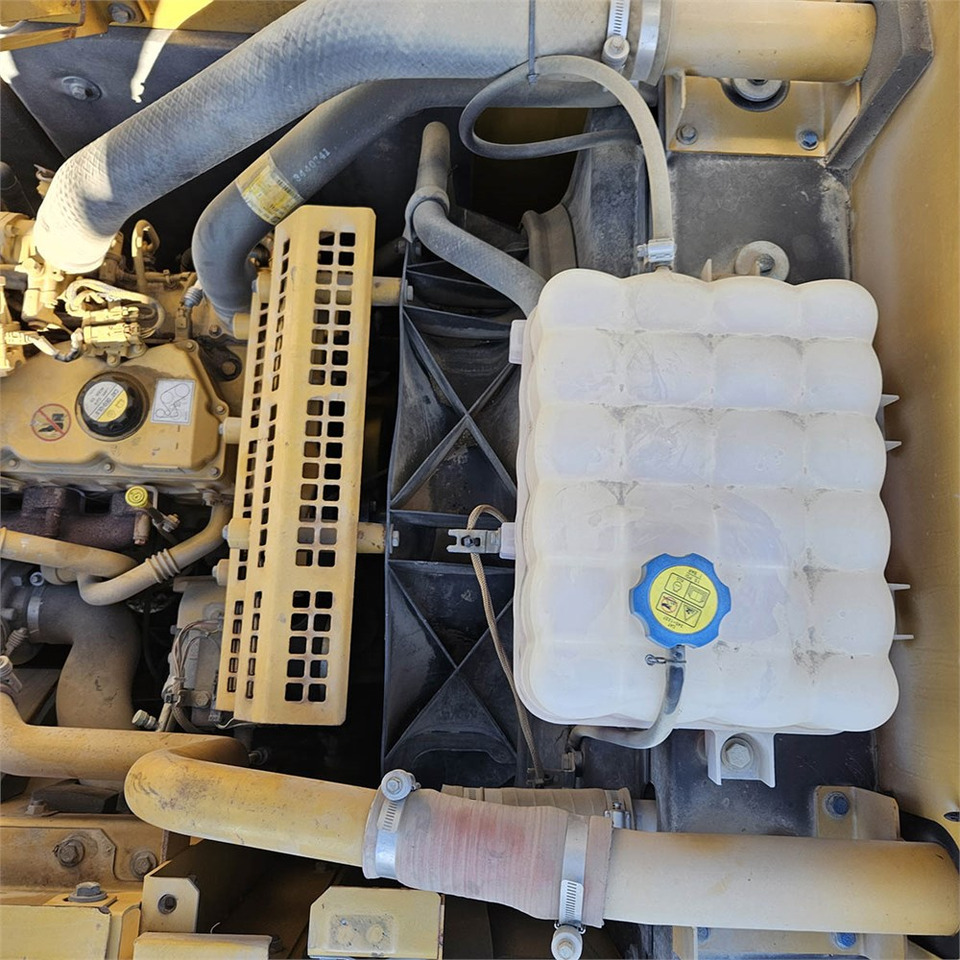 Ερπυστριοφόρος εκσκαφέας Caterpillar 323 EL: φωτογραφία 36