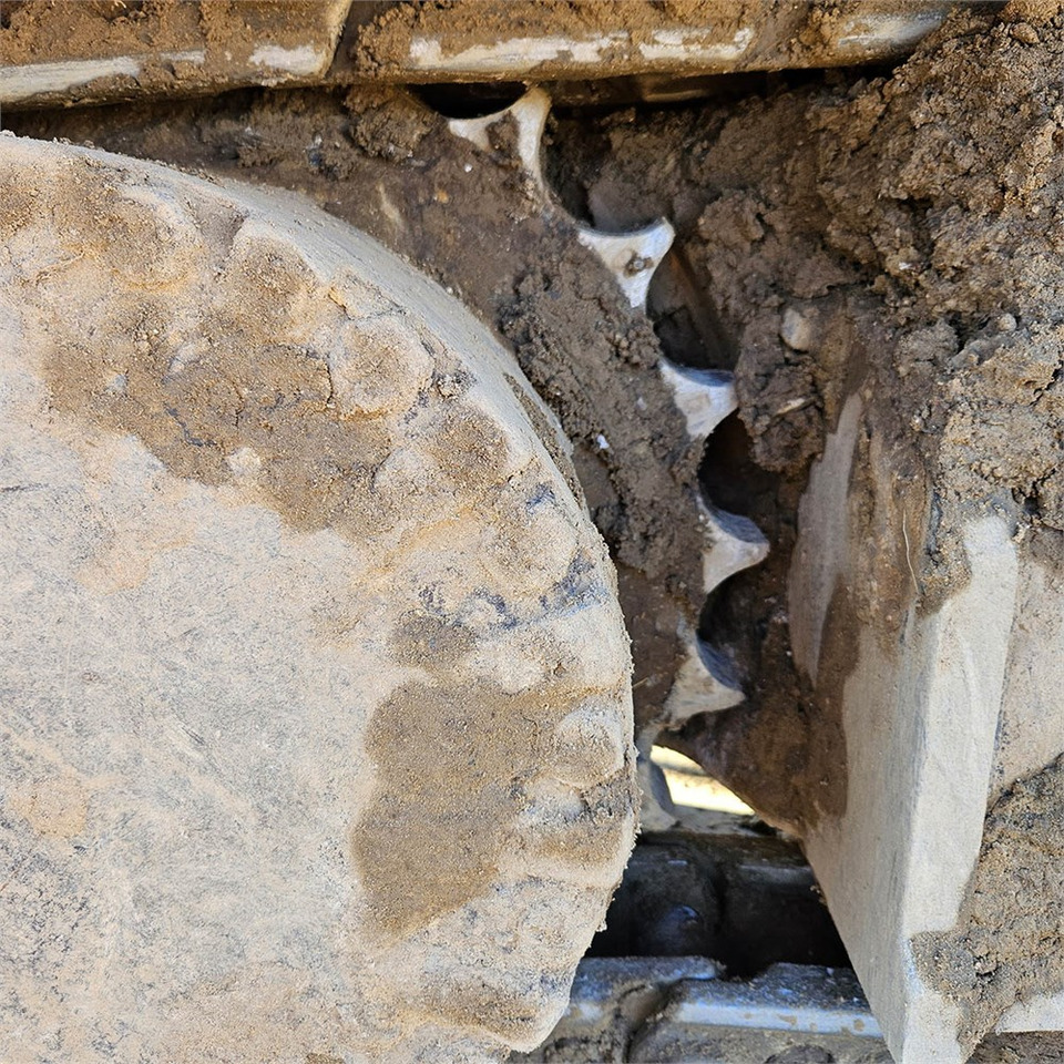 Ερπυστριοφόρος εκσκαφέας Caterpillar 323 EL: φωτογραφία 47