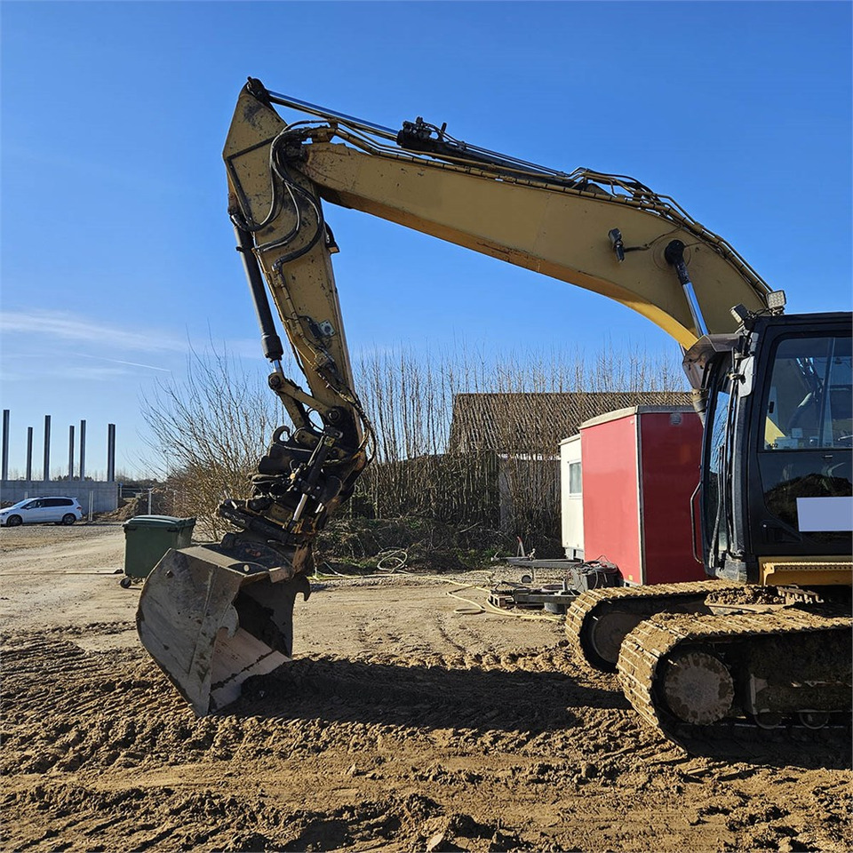 Ερπυστριοφόρος εκσκαφέας Caterpillar 323 EL: φωτογραφία 24