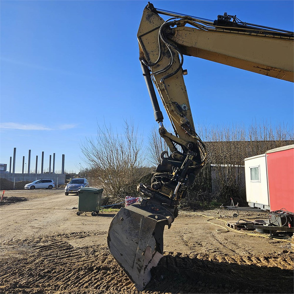 Ερπυστριοφόρος εκσκαφέας Caterpillar 323 EL: φωτογραφία 21