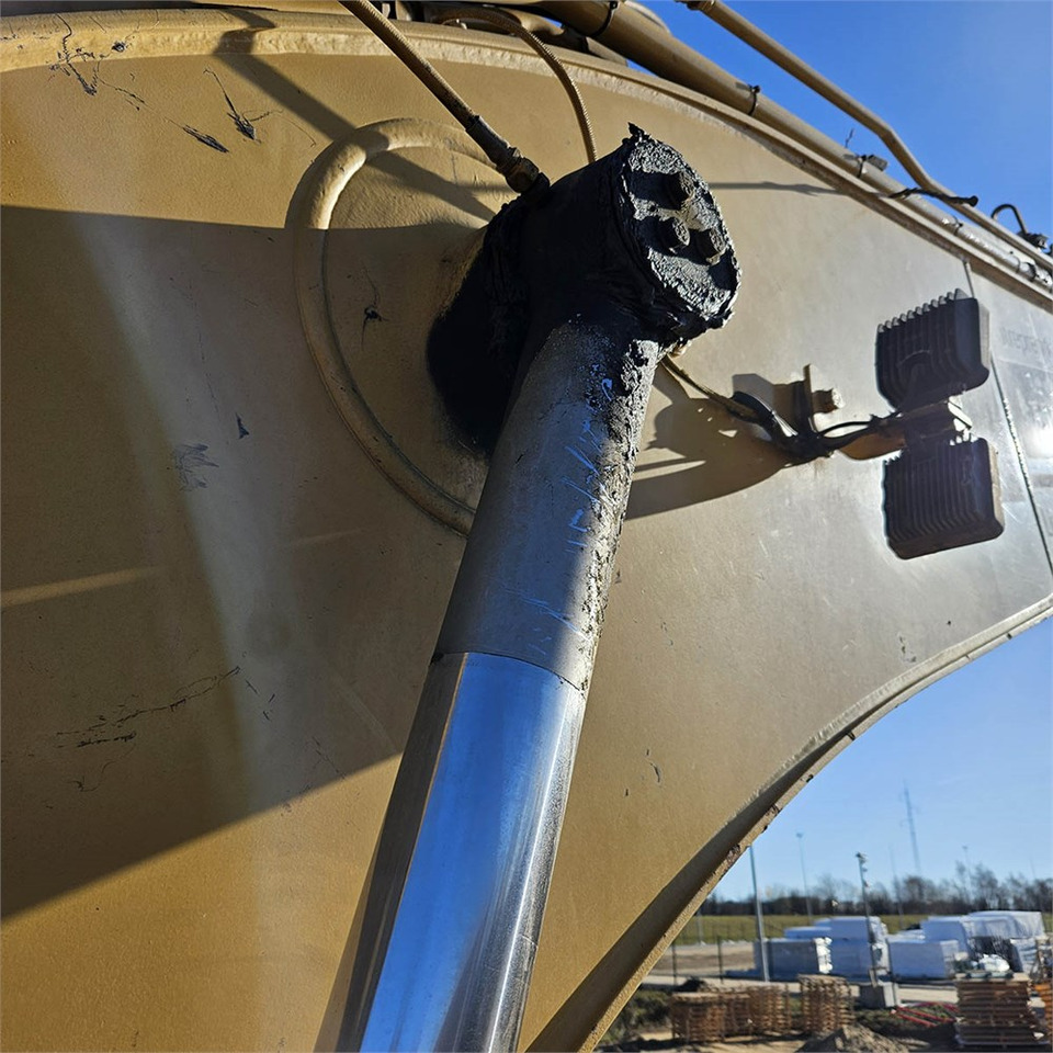 Ερπυστριοφόρος εκσκαφέας Caterpillar 323 EL: φωτογραφία 31