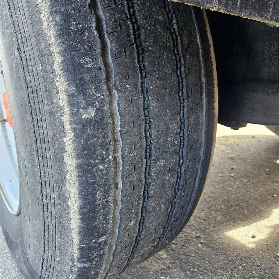 Ρυμούλκες αυτοκίνητο Danson Tiptrailer: φωτογραφία 32 Ρυμούλκες αυτοκίνητο Danson Tiptrailer: φωτογραφία 32