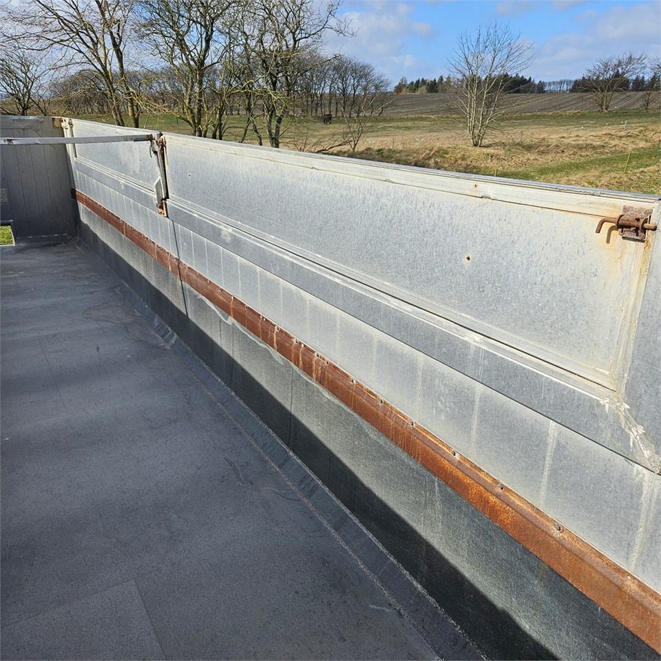 Ρυμούλκες αυτοκίνητο Danson Tiptrailer: φωτογραφία 8 Ρυμούλκες αυτοκίνητο Danson Tiptrailer: φωτογραφία 8