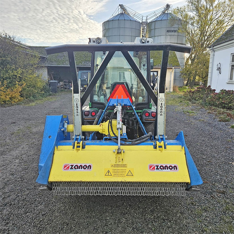 Ferrari Ferrari VEGA 95 Duelstearing - Τρακτέρ: φωτογραφία 3 Ferrari Ferrari VEGA 95 Duelstearing - Τρακτέρ: φωτογραφία 3