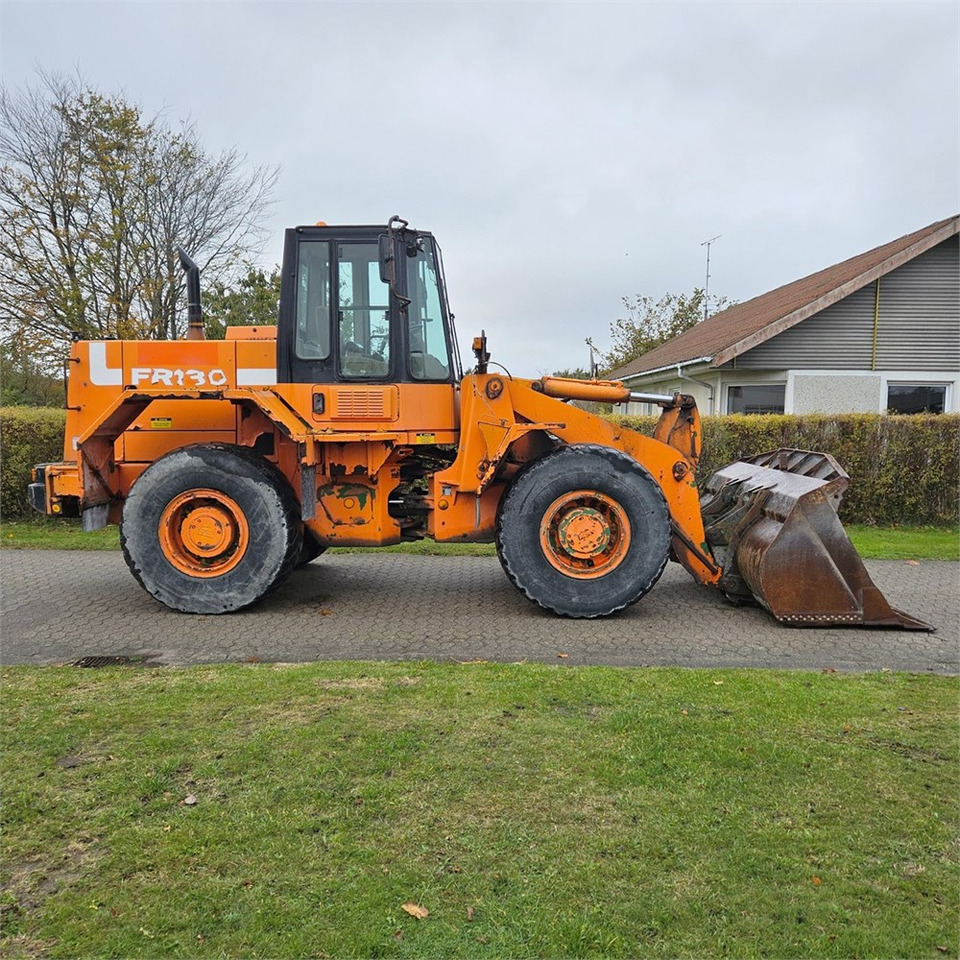 Fiat-Allis FR130 - Ελαστιχοφόρος φορτωτής: φωτογραφία 3 Fiat-Allis FR130 - Ελαστιχοφόρος φορτωτής: φωτογραφία 3