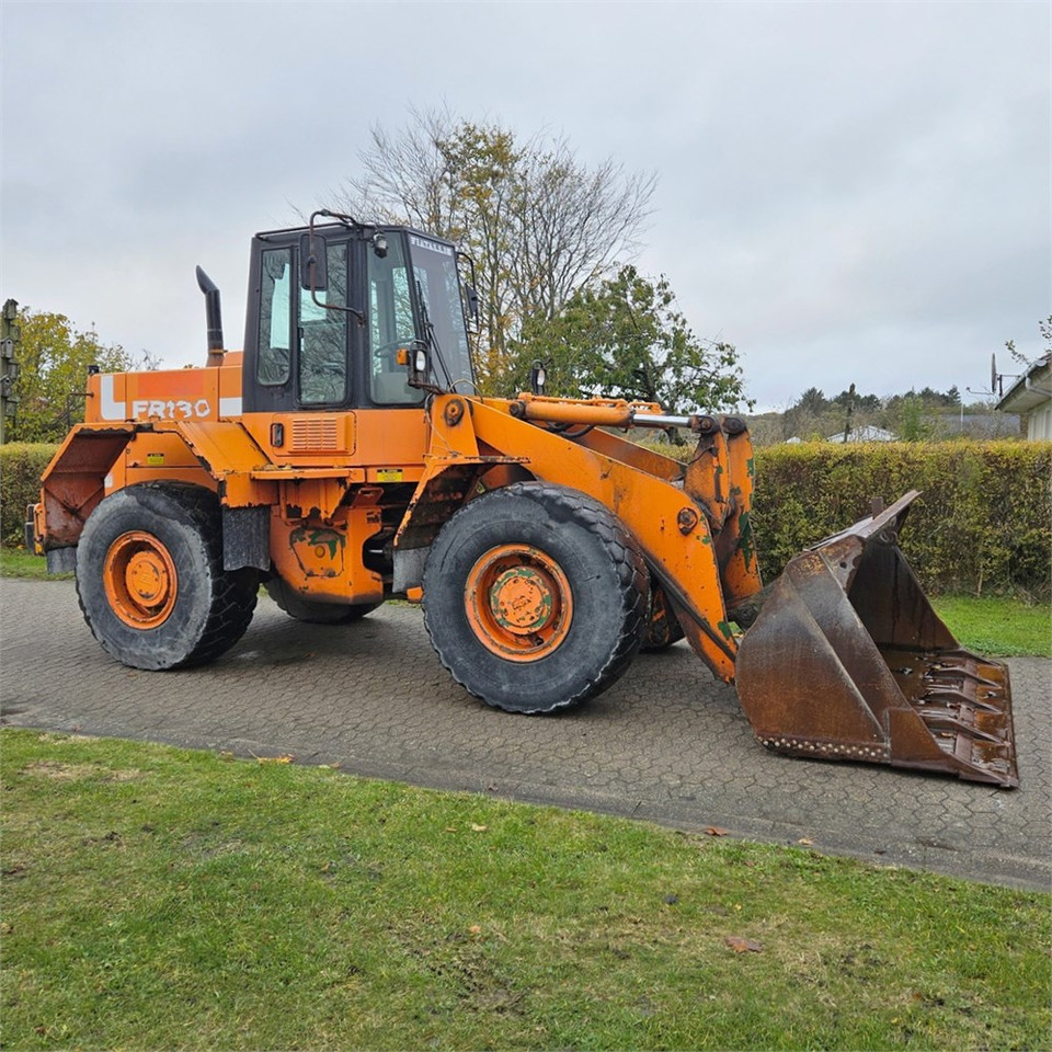 Fiat-Allis FR130 - Ελαστιχοφόρος φορτωτής: φωτογραφία 1 Fiat-Allis FR130 - Ελαστιχοφόρος φορτωτής: φωτογραφία 1