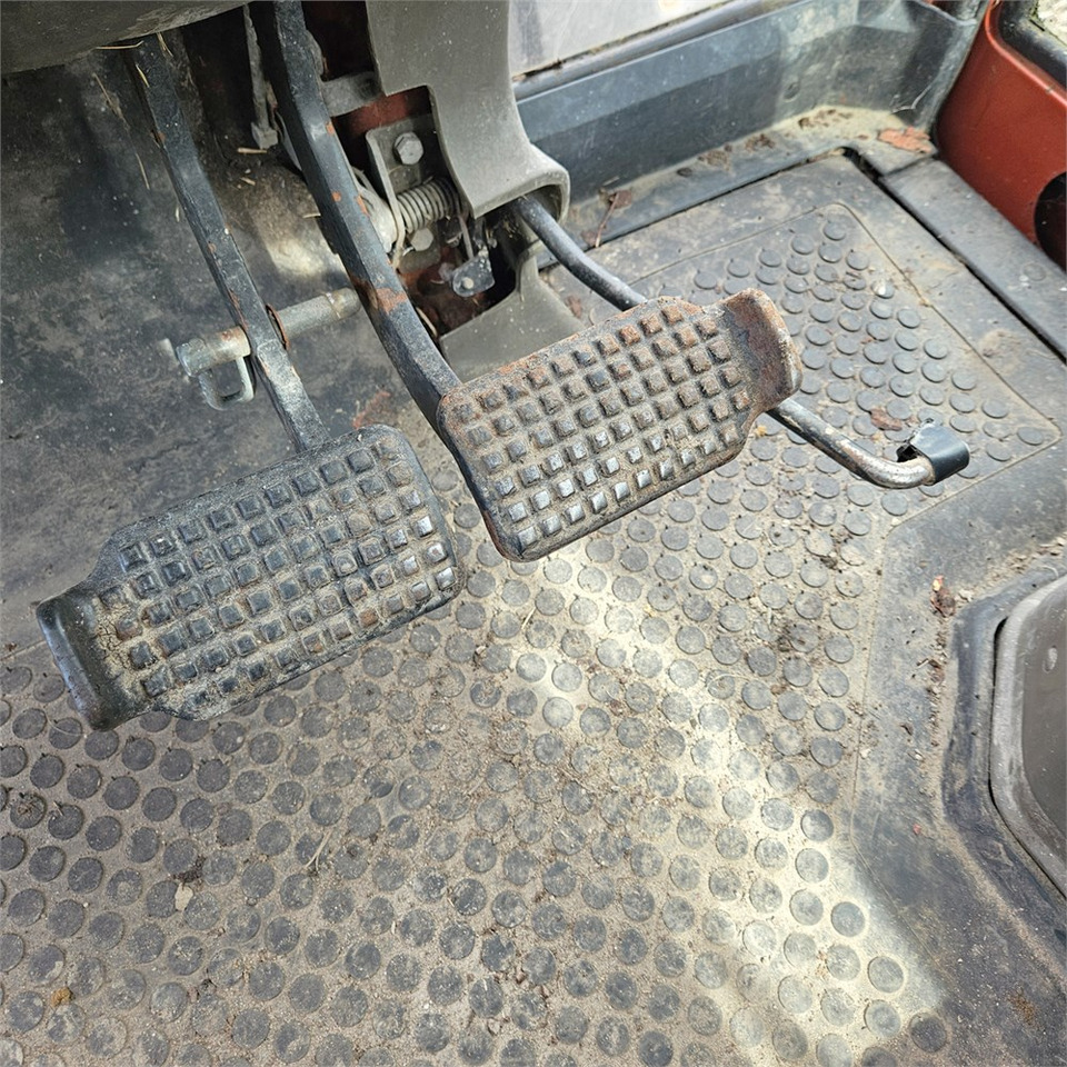 Τρακτέρ Fiat F115DT/FR: φωτογραφία 23 Τρακτέρ Fiat F115DT/FR: φωτογραφία 23