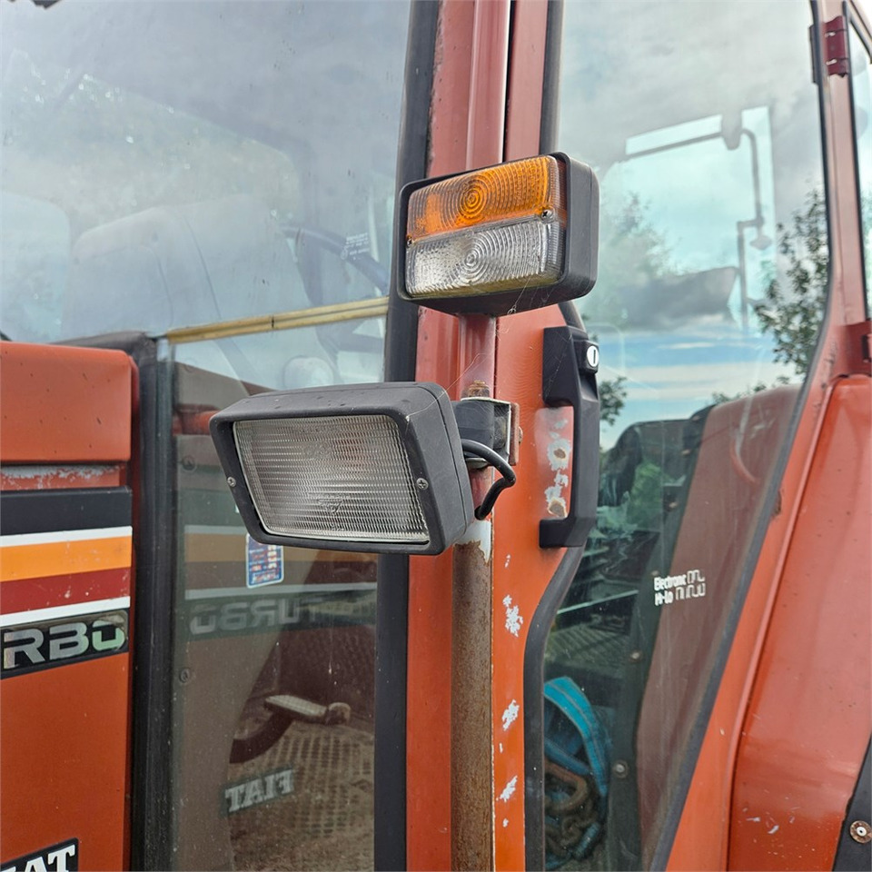 Τρακτέρ Fiat F115DT/FR: φωτογραφία 29 Τρακτέρ Fiat F115DT/FR: φωτογραφία 29