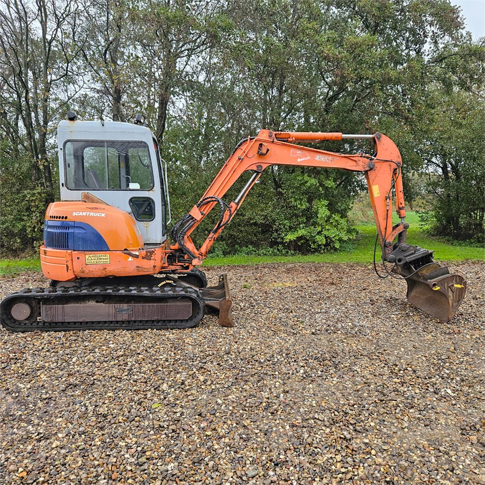 Hitachi FH50 U - Μίνι εκσκαφέας: φωτογραφία 1 Hitachi FH50 U - Μίνι εκσκαφέας: φωτογραφία 1