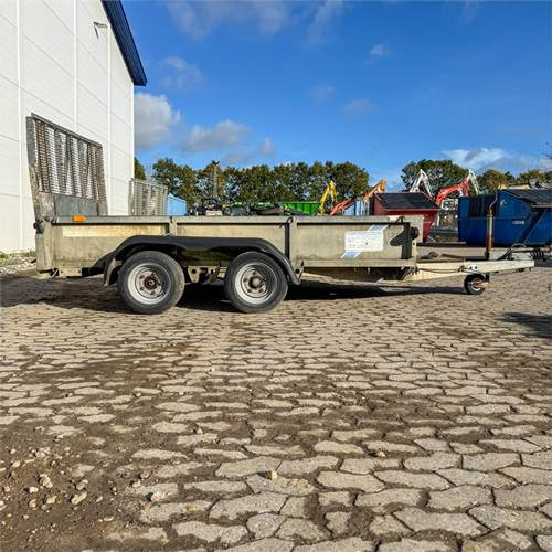 Ifor Williams 6 - Ρυμούλκες αυτοκίνητο: φωτογραφία 1 Ifor Williams 6 - Ρυμούλκες αυτοκίνητο: φωτογραφία 1