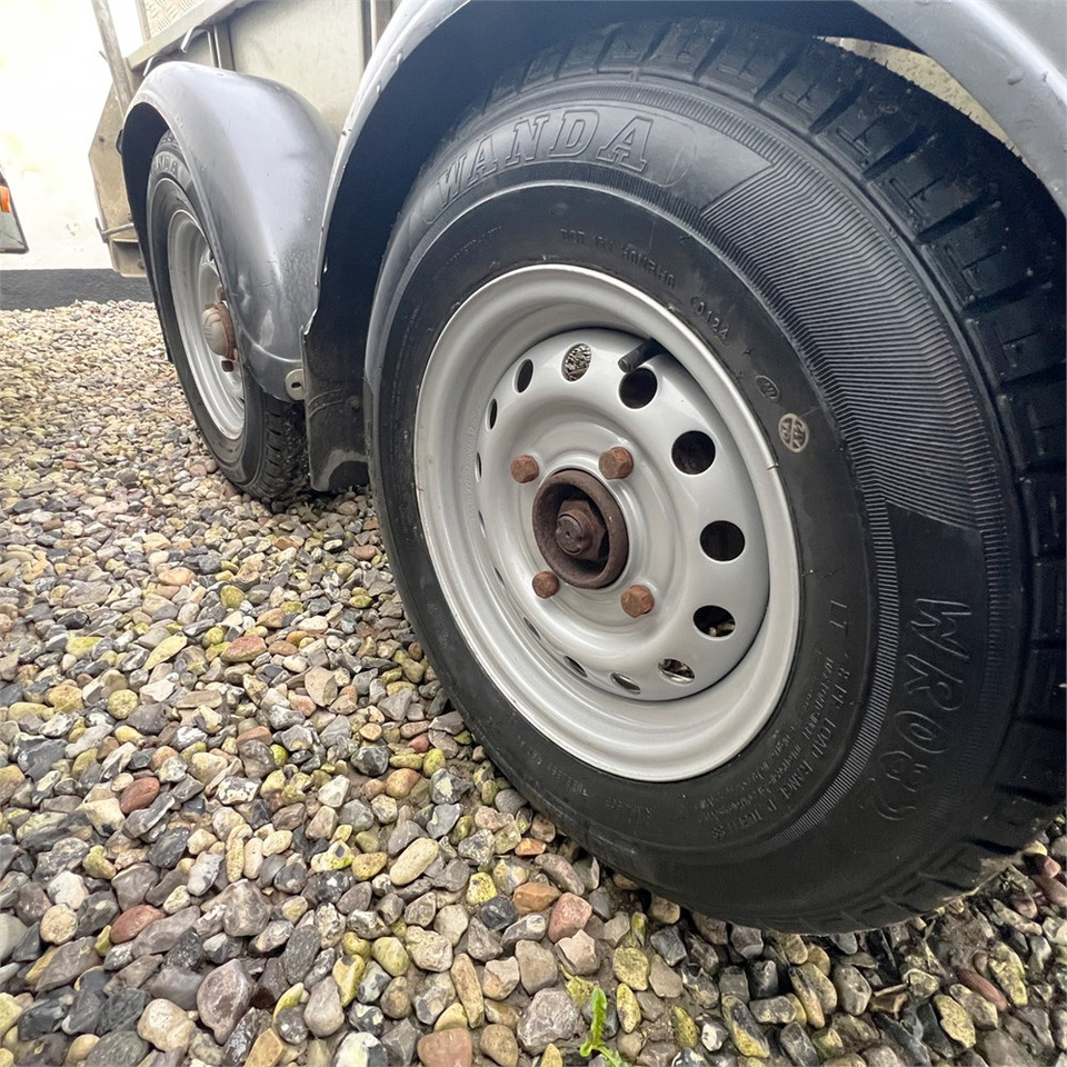 Ρυμούλκες αυτοκίνητο Ifor Williams GD105: φωτογραφία 13 Ρυμούλκες αυτοκίνητο Ifor Williams GD105: φωτογραφία 13