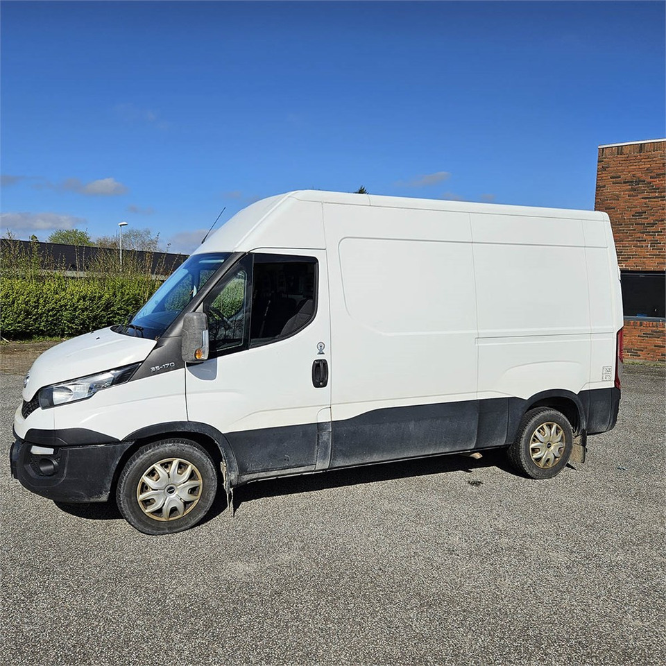 Iveco Daily 35s17 3,0D - Βαν: φωτογραφία 2 Iveco Daily 35s17 3,0D - Βαν: φωτογραφία 2