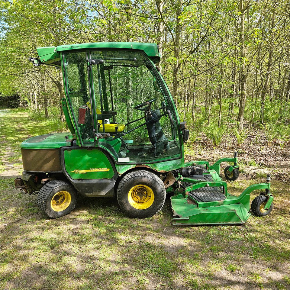 John Deere 1565 Series II 4WD - Χλοοκοπτικό: φωτογραφία 5 John Deere 1565 Series II 4WD - Χλοοκοπτικό: φωτογραφία 5