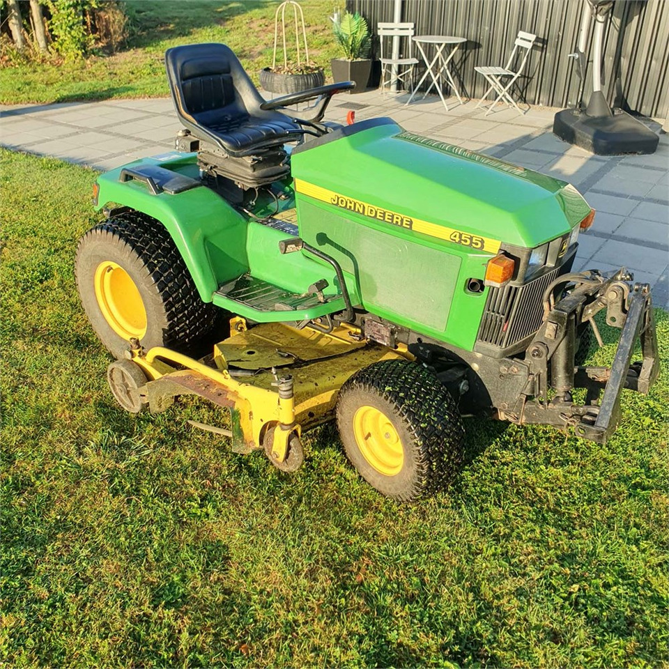 John Deere 455 - Χλοοκοπτικό: φωτογραφία 1 John Deere 455 - Χλοοκοπτικό: φωτογραφία 1