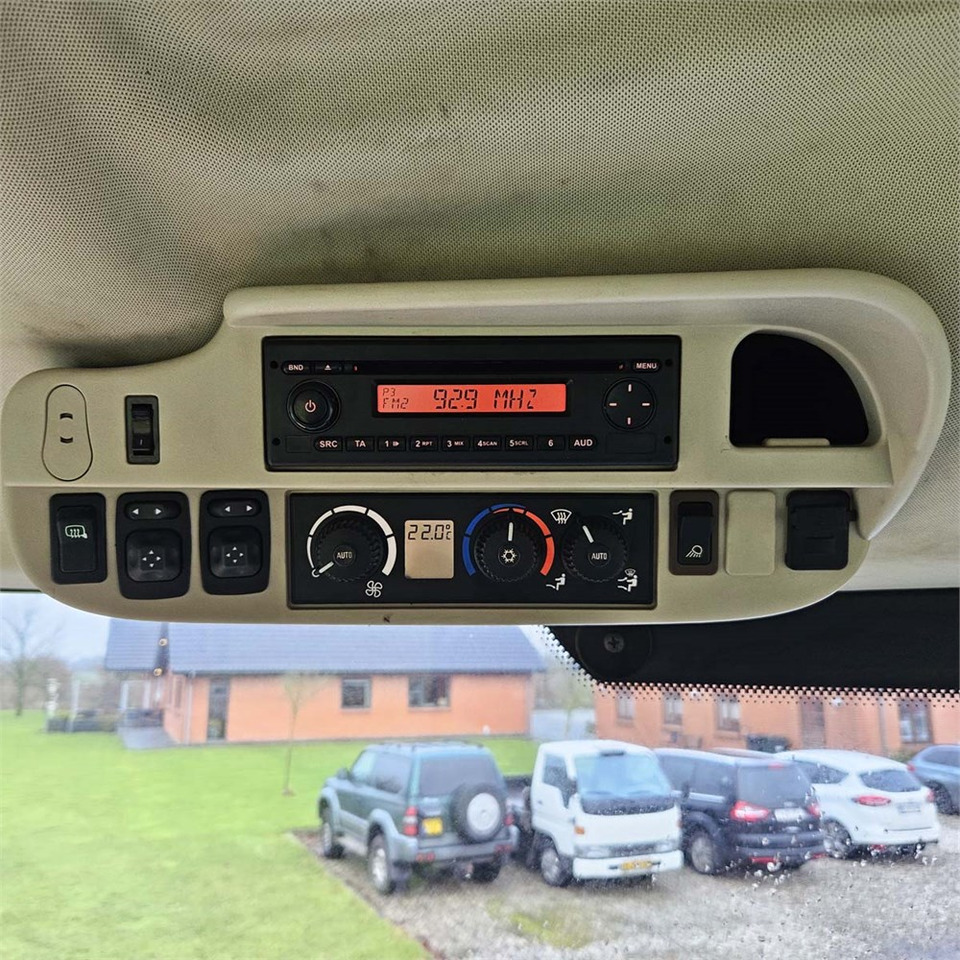 Τρακτέρ John Deere 6210 R: φωτογραφία 16