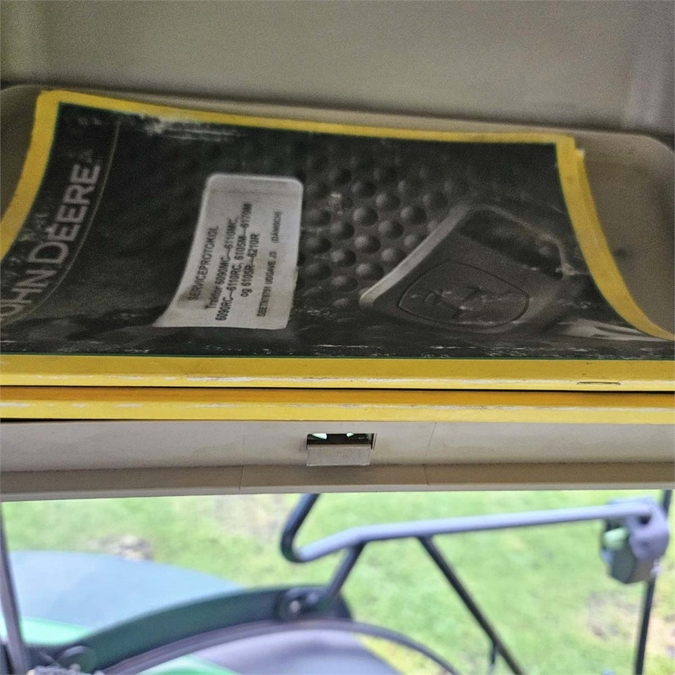 Τρακτέρ John Deere 6210 R: φωτογραφία 21