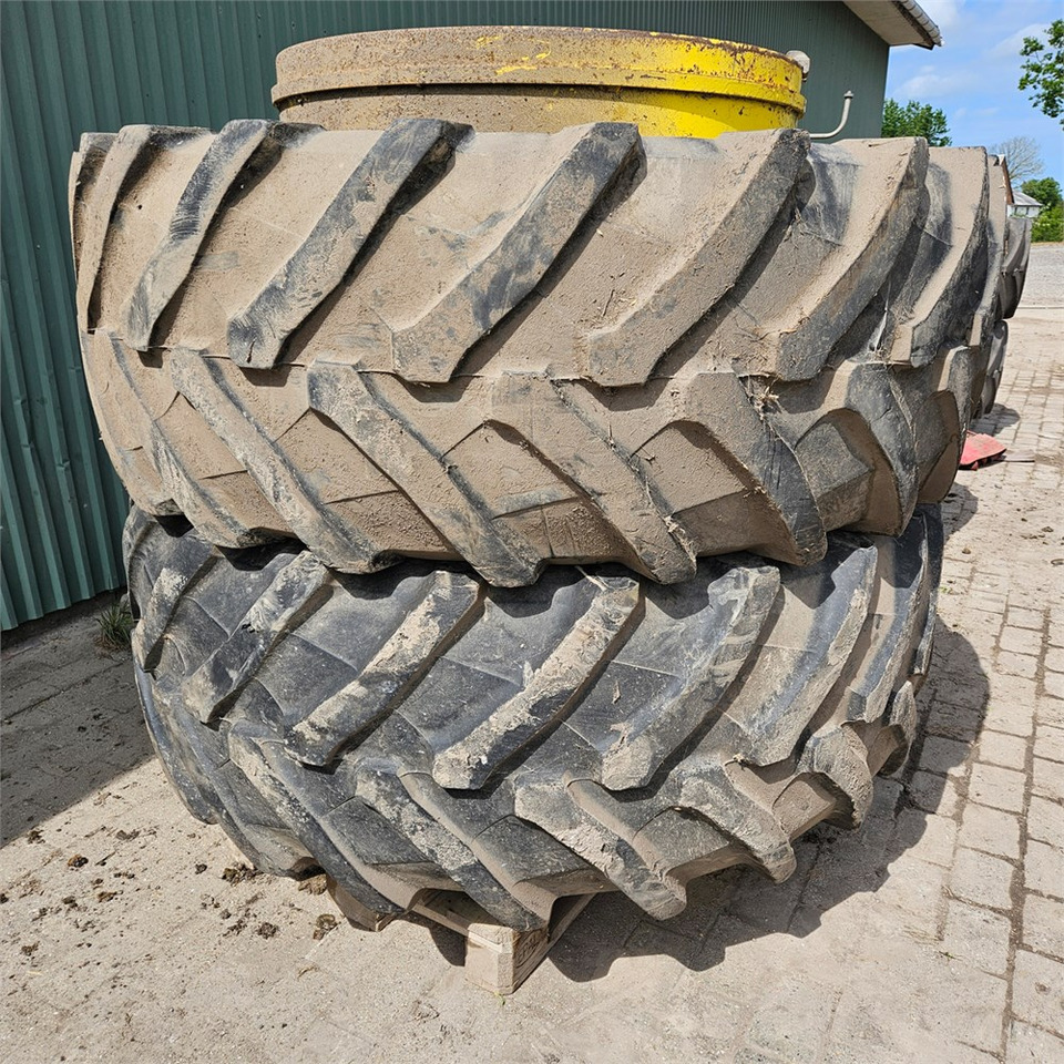 John Deere 650/65R42 - Τρακτέρ: φωτογραφία 2 John Deere 650/65R42 - Τρακτέρ: φωτογραφία 2