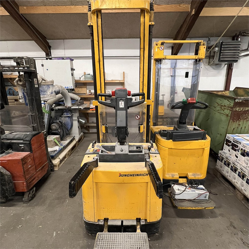 Jungheinrich Hawker Perfect Plus 3 PzB 300 - Παλετοφόρο: φωτογραφία 3 Jungheinrich Hawker Perfect Plus 3 PzB 300 - Παλετοφόρο: φωτογραφία 3