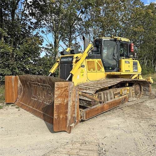 Komatsu D65 PXI-18 - Μπουλντόζα: φωτογραφία 4 Komatsu D65 PXI-18 - Μπουλντόζα: φωτογραφία 4