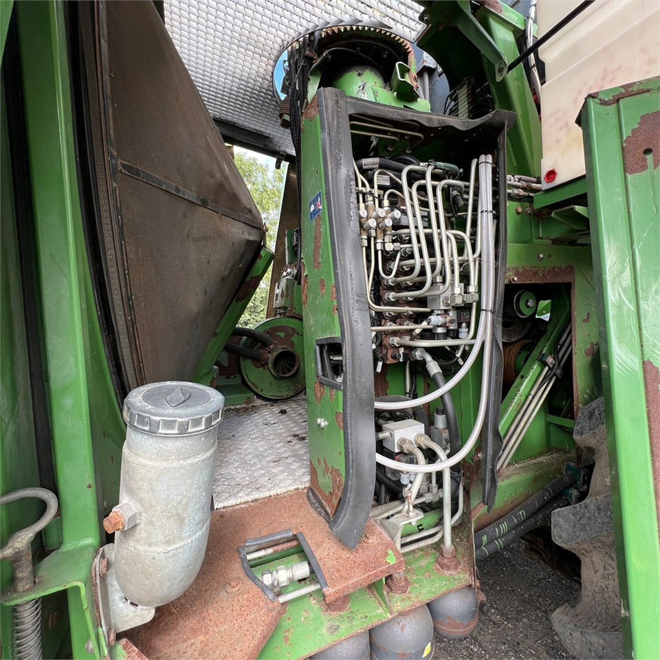 Μίσθωση Krone BIG X 650 Krone BIG X 650: φωτογραφία 34