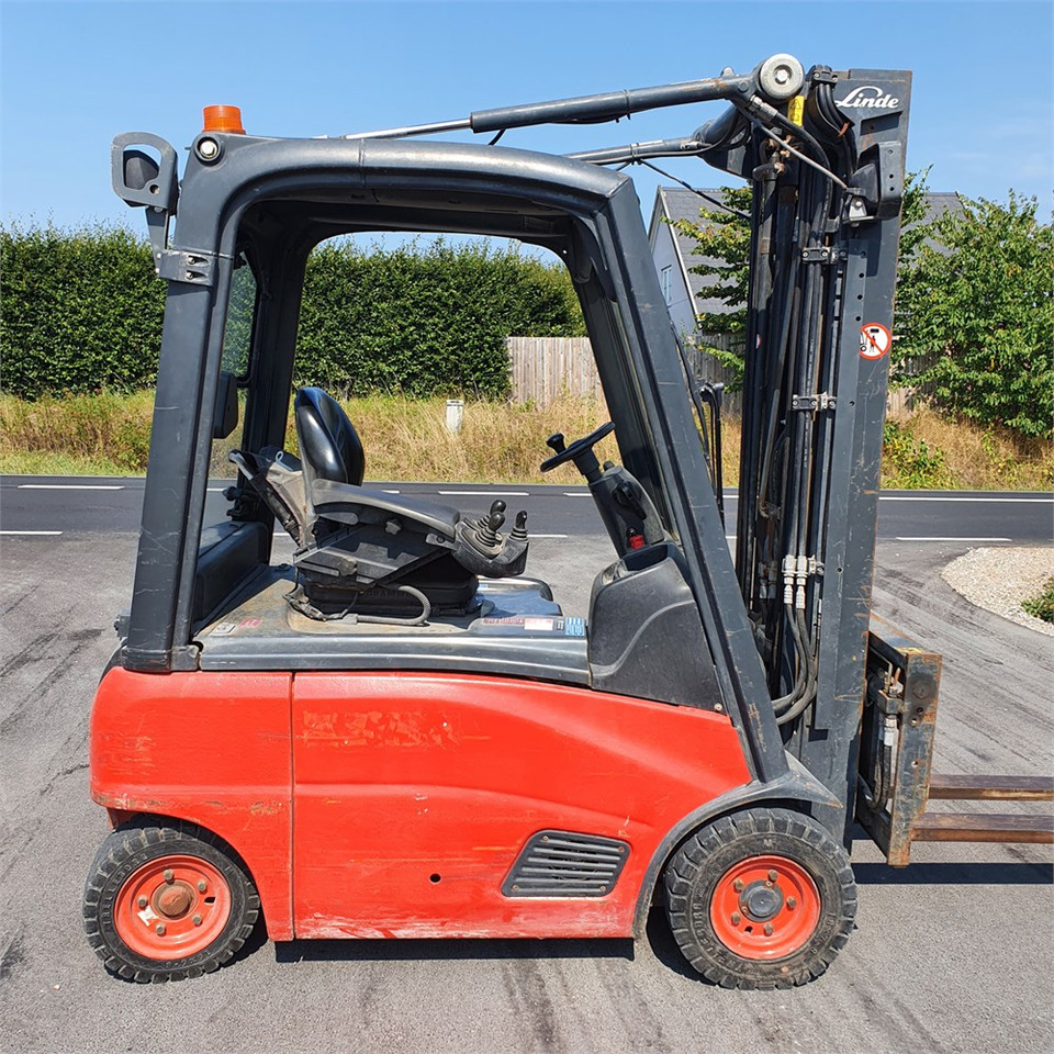 Linde H16 P-01 - Περονοφόρο όχημα: φωτογραφία 3 Linde H16 P-01 - Περονοφόρο όχημα: φωτογραφία 3