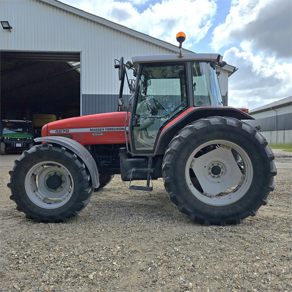 Τρακτέρ Massey Ferguson 4270: φωτογραφία 8