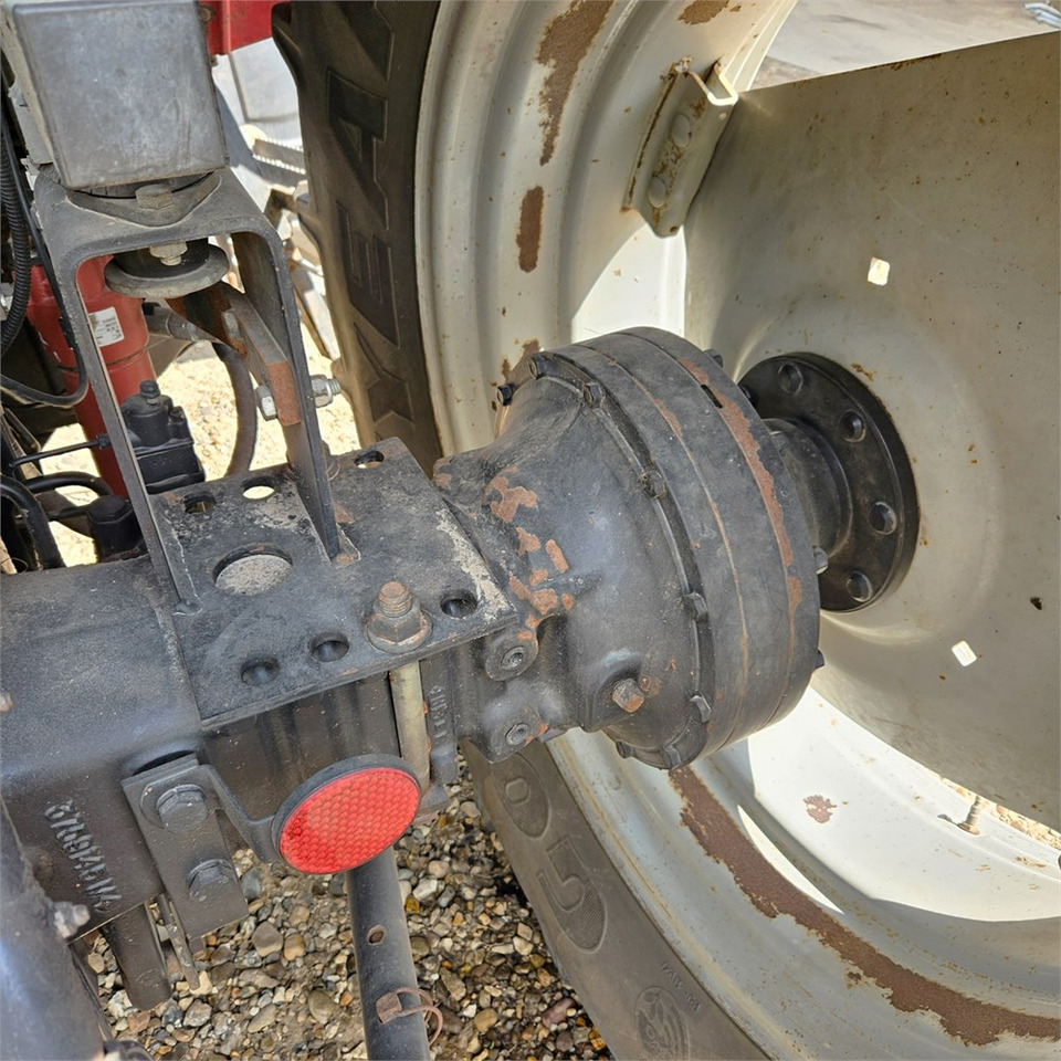Τρακτέρ Massey Ferguson 4270: φωτογραφία 41