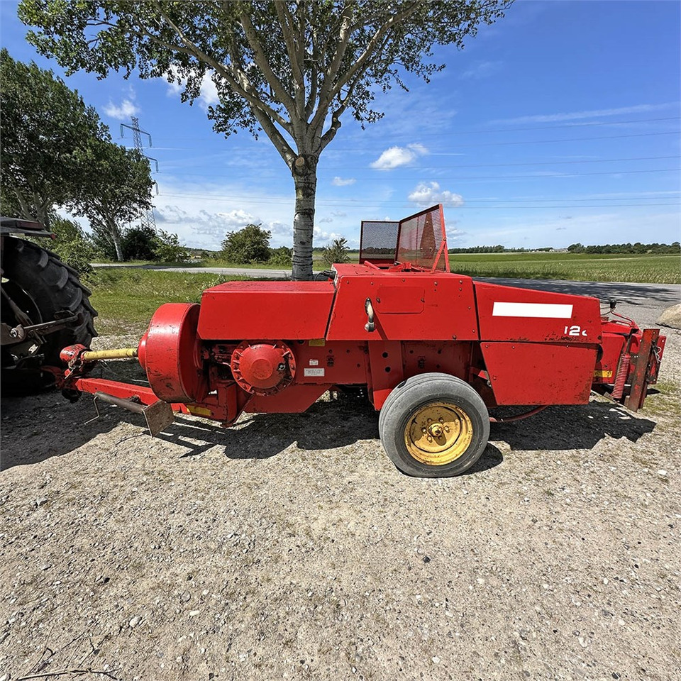 Massey Ferguson MF128 - Σανού και κτηνοτροφικά μηχανήματα: φωτογραφία 4 Massey Ferguson MF128 - Σανού και κτηνοτροφικά μηχανήματα: φωτογραφία 4