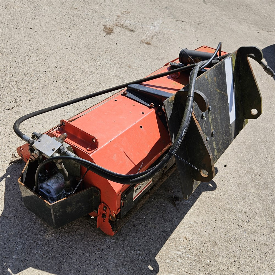 Χλοοκοπτικό Muratori MT20 155: φωτογραφία 6 Χλοοκοπτικό Muratori MT20 155: φωτογραφία 6