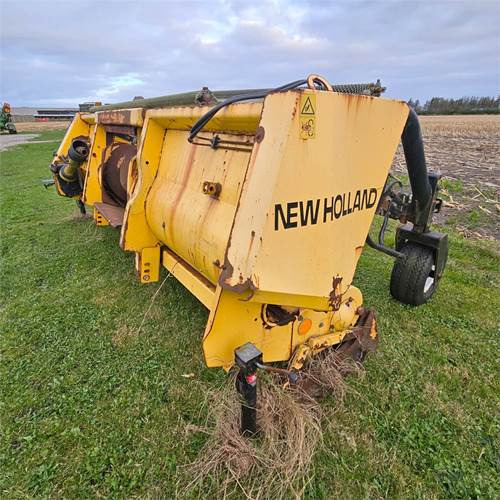 New Holland FX40 - Μηχανή συγκομιδής: φωτογραφία 5 New Holland FX40 - Μηχανή συγκομιδής: φωτογραφία 5