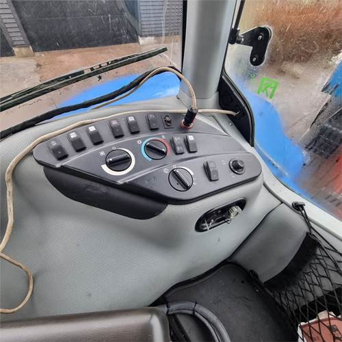 Τρακτέρ New Holland T8050 Class 5: φωτογραφία 11