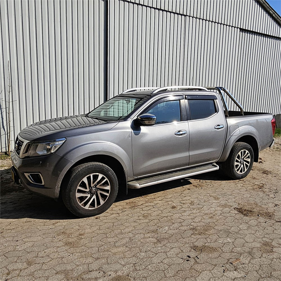 Nissan Navara - Ημιφορτηγό: φωτογραφία 1 Nissan Navara - Ημιφορτηγό: φωτογραφία 1