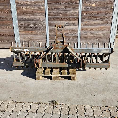 Norje 1900 MM - Τρακτέρ: φωτογραφία 5 Norje 1900 MM - Τρακτέρ: φωτογραφία 5