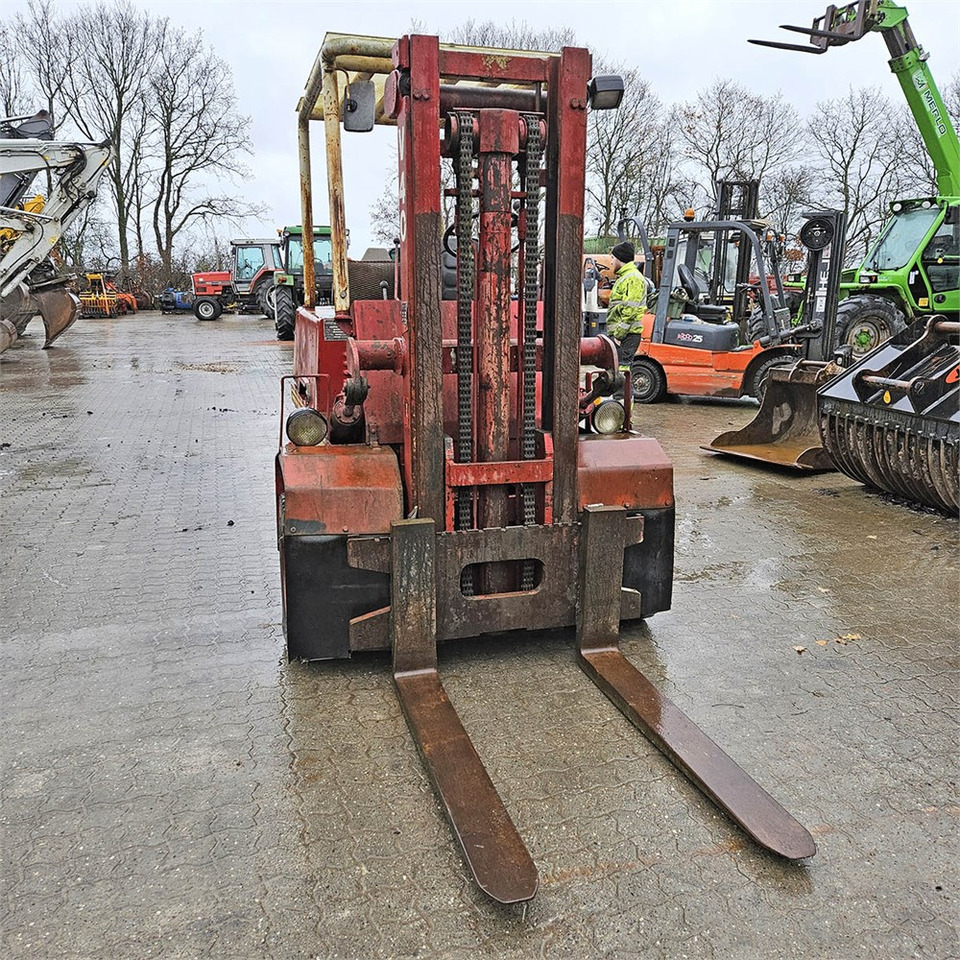 Περονοφόρο όχημα O&K V40: φωτογραφία 9 Περονοφόρο όχημα O&K V40: φωτογραφία 9